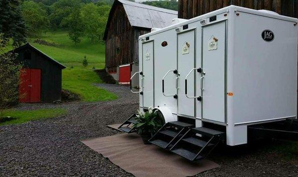 4 Stall Luxury Restroom Trailer