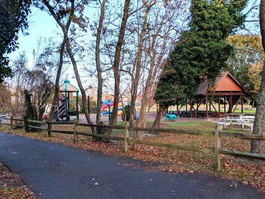 Kiwanis Park -- view from entrance