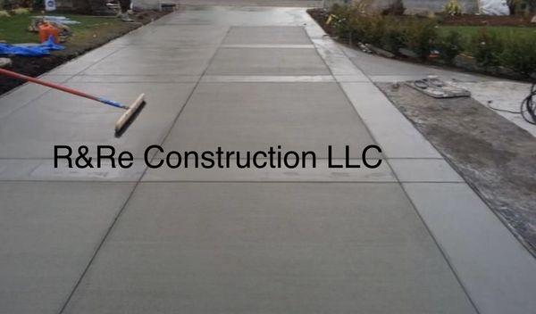 Concrete broom finish driveway