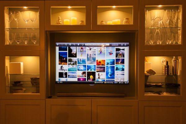 Entertainment center accent lighting