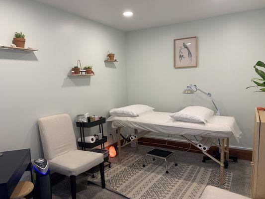 Relaxing treatment room