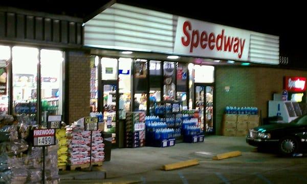 Speedway Store Front.