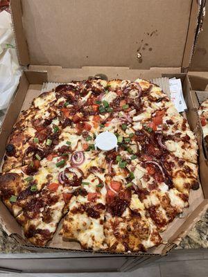 Large BBQ Chicken Pizza