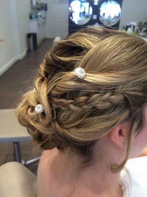 Pics of the whimsical updo