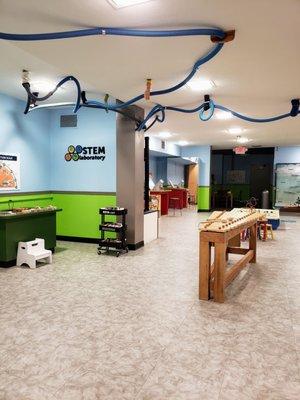 STEM Laboratory at Habitat Gallery