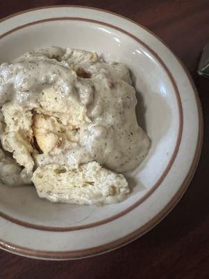 The worst biscuits and gravy I've ever had in my life.