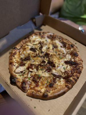 BBQ chicken pizza