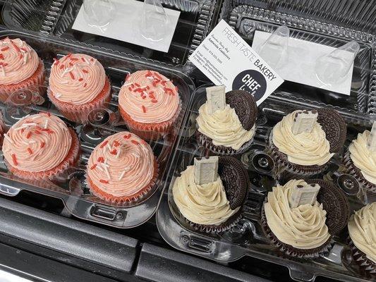 Strawberry and Oreo cupcakes