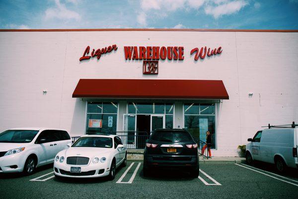 Store Front @ Liquor Wine Warehouse at Green Acres Mall - Valley Stream, NY