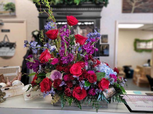 Downtown Flowers And Gift Shop