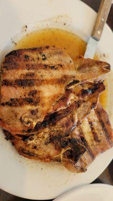 Delicious grilles chops