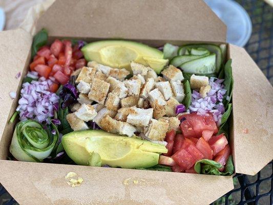 Grilled Chik'n Avocado Salad