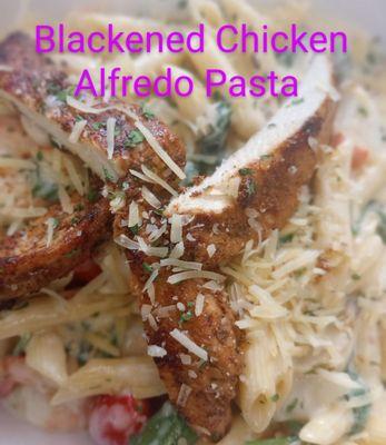 Blackened chicken Alfredo Pasta