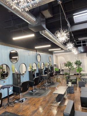 Leader Hair Salon