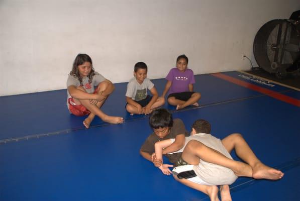 Kids NO-Gi Jiu-Jitsu