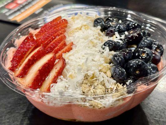 Strawberry Swirl Power Bowl - November 22, 2024