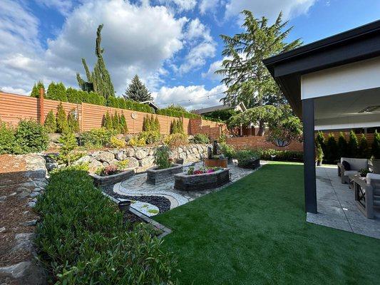 Modern Living Landscaping