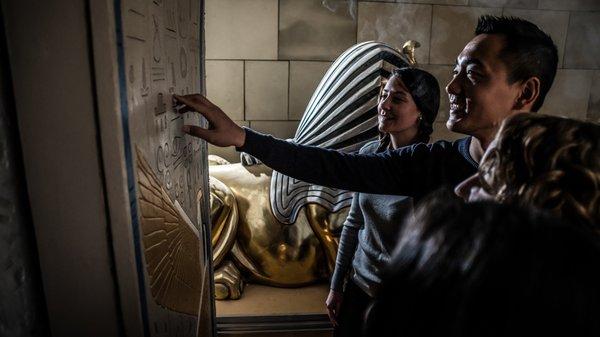 Uncover the secrets of the ancient pharaoh's tomb!