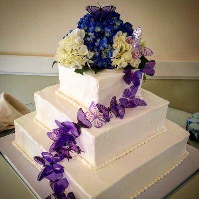 Butterfly wedding cake? Yes please!