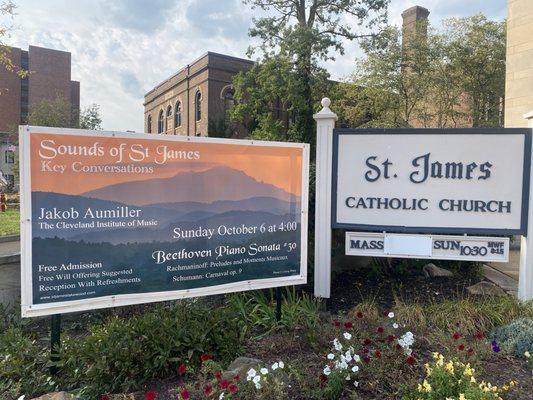 Sunday, 6 October 2024 -- outside the historic St. James Catholic Church