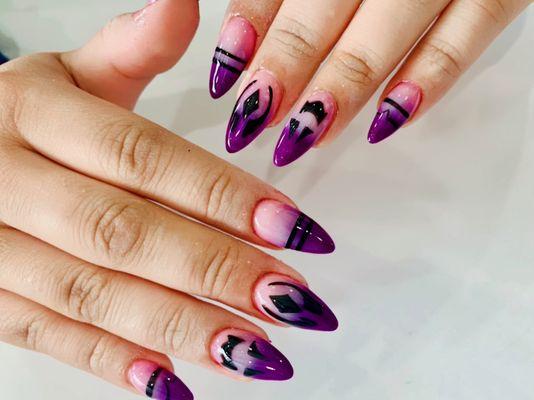 Nail by Ivy