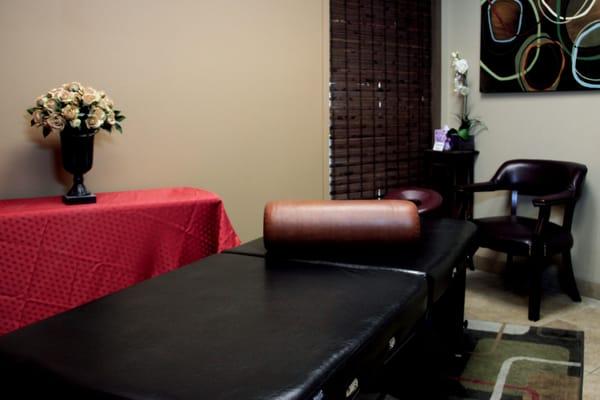 Massage at the Glendale Haggard Chiropractic.