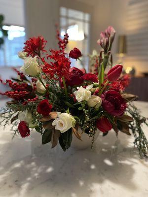 Holiday arrangement