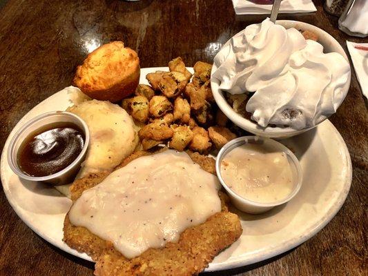 Country fried steak, mashed potatoes, fried okra and apple berry crisp for dessert. Yum!