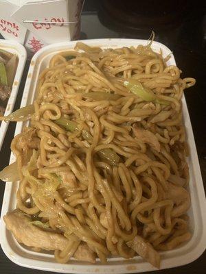 Chicken Lo Mein