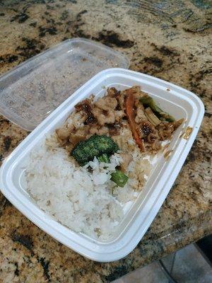 Chicken with mixed Vegetables with white rice