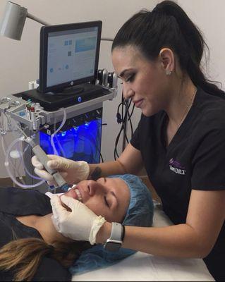 Hydrafacial Time! This is a great treatment.