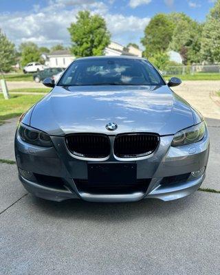 This BMW received the following services.
 Wash & Decontamination
  Wheel Cleaning
  Clay Bar
  1-Step Paint Correction
  Ceramic Wax 3-6 Mo