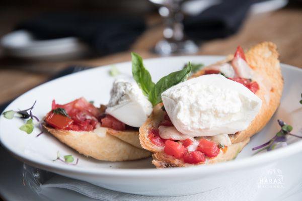 BURRATA BRUSCHETTA