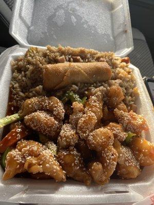 Combo sesame chicken