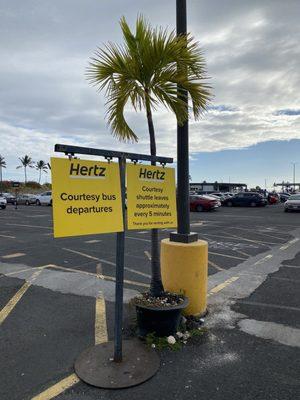 Hertz Car Rental - Kona Keahole Airport