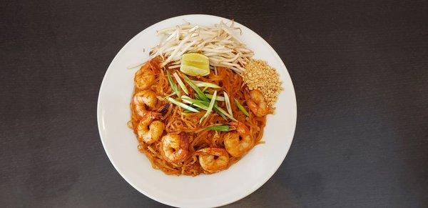 Pad Thai with shrimp