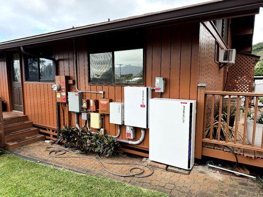 FranklinBattery backup system installation byHaruEnergy(Kaneohe,Oahu)