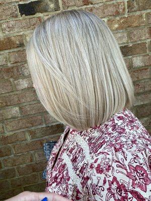 Blond platinum bob by Sharon