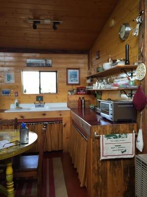 Bunkhouse Kitchen