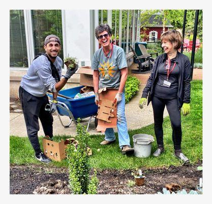 Garden volunteers at the Cleveland Ronald McDonald House