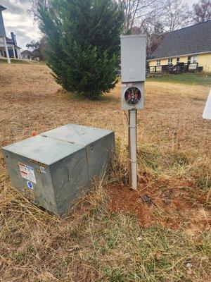 Temperature pole for new construction home