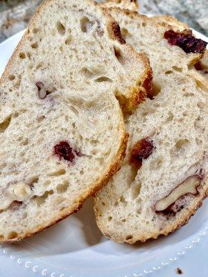 Cranberry raisin bread