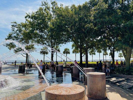 Fountain at north entrance of Waterfront Park_Yelp_Sanju-5