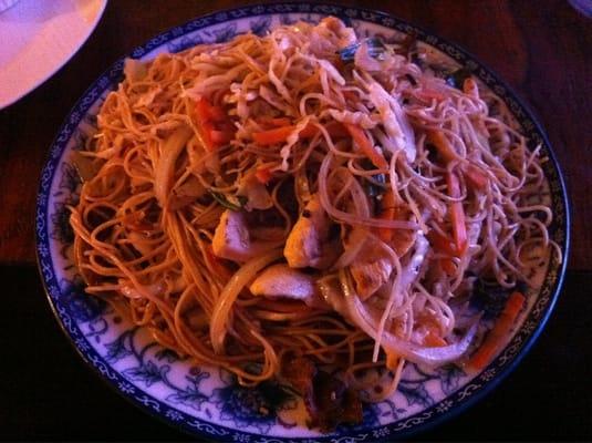 Chicken & Beef Lo Mein