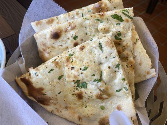 Garlic naan