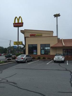 Here's the exterior of the McDonald's in Wind Gap, PA.