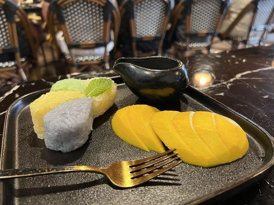 Mango Sticky Rice with coconut sauce