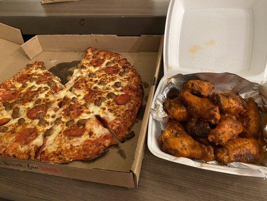 Large Pepperoni and Sausage Pizza with Dozen Buffalo Wings