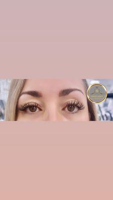 Hybrid lashes Done by stacy