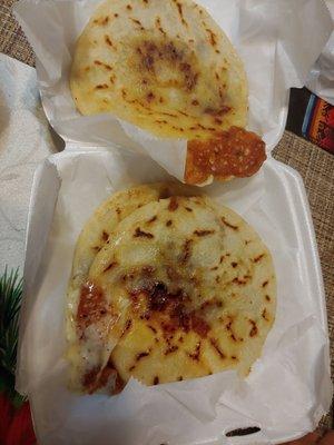 Very Large "Revuleta" (Mixed Pupusa)